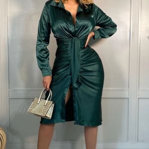 Green long sleeve midi dress